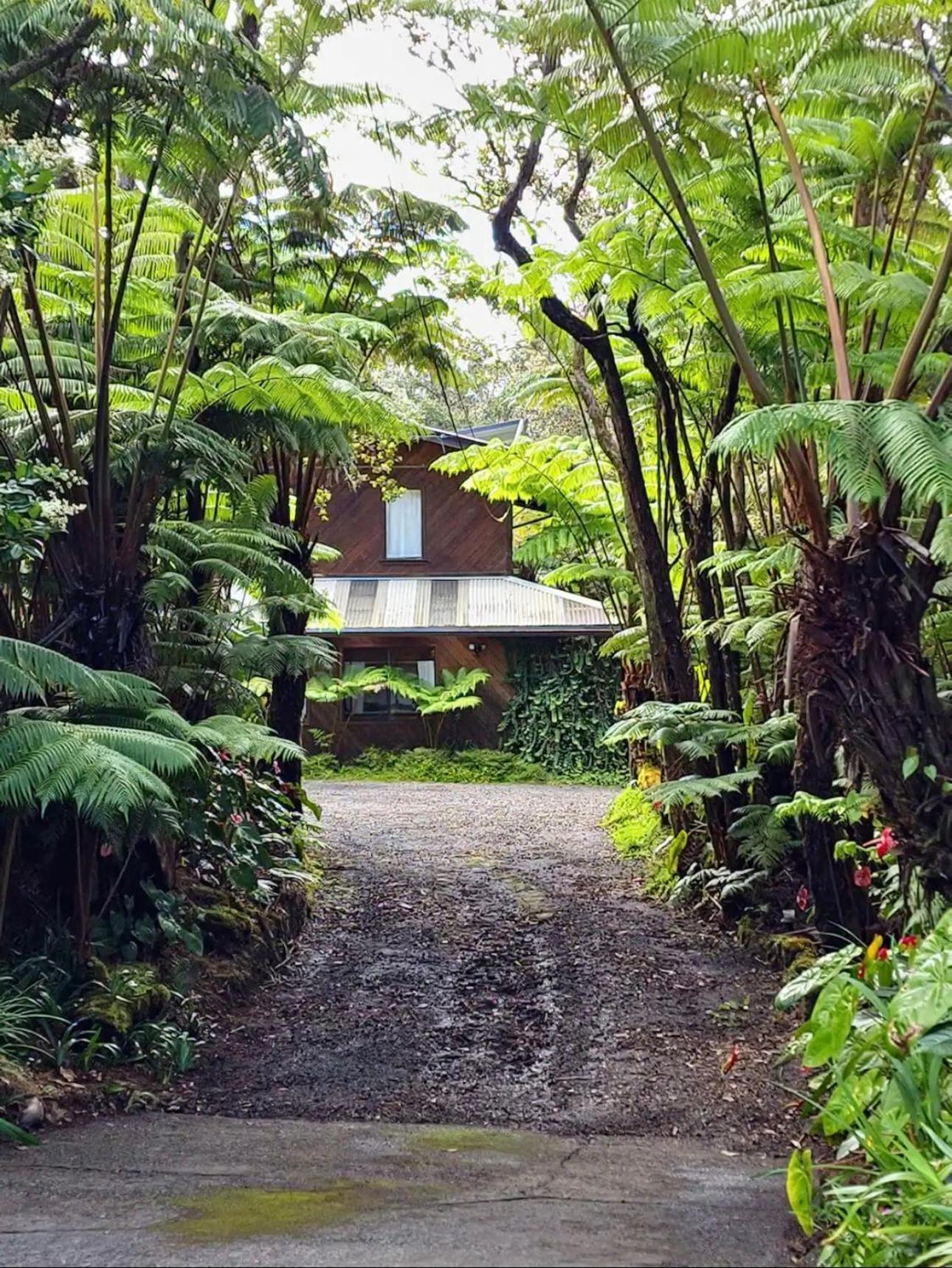 The Pacifica Inn Volcano Exterior foto